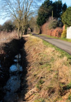 road and dyke2